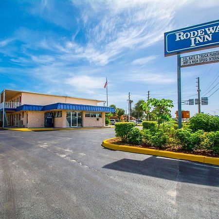 Rodeway Inn Fort Pierce I-95 Экстерьер фото