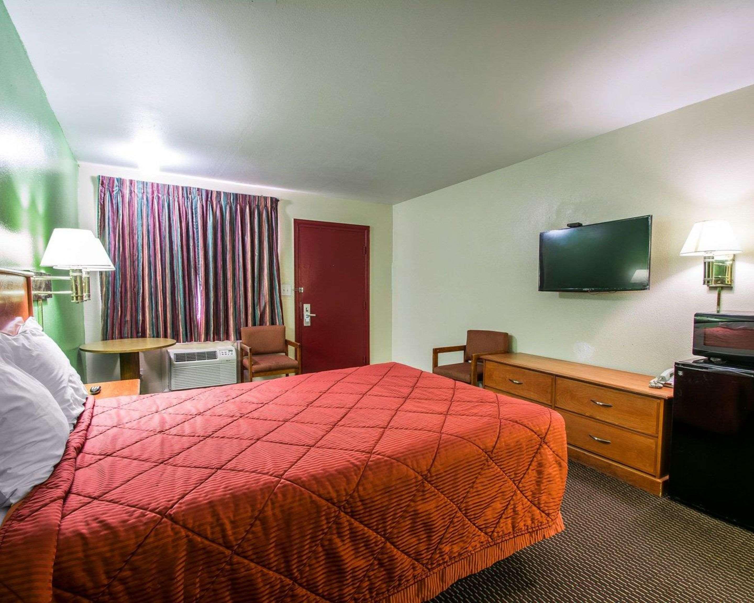 Rodeway Inn Fort Pierce I-95 Экстерьер фото
