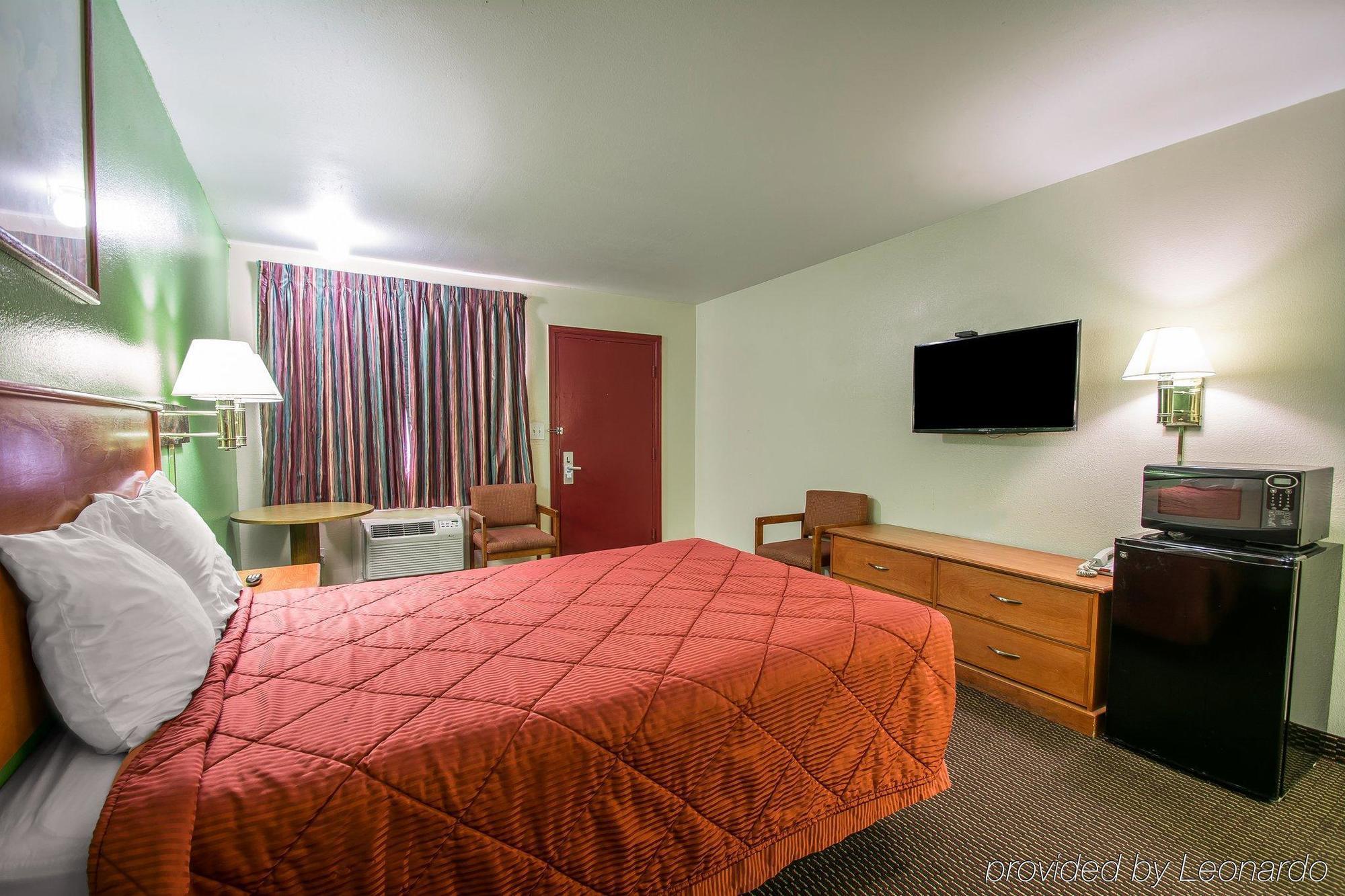 Rodeway Inn Fort Pierce I-95 Экстерьер фото