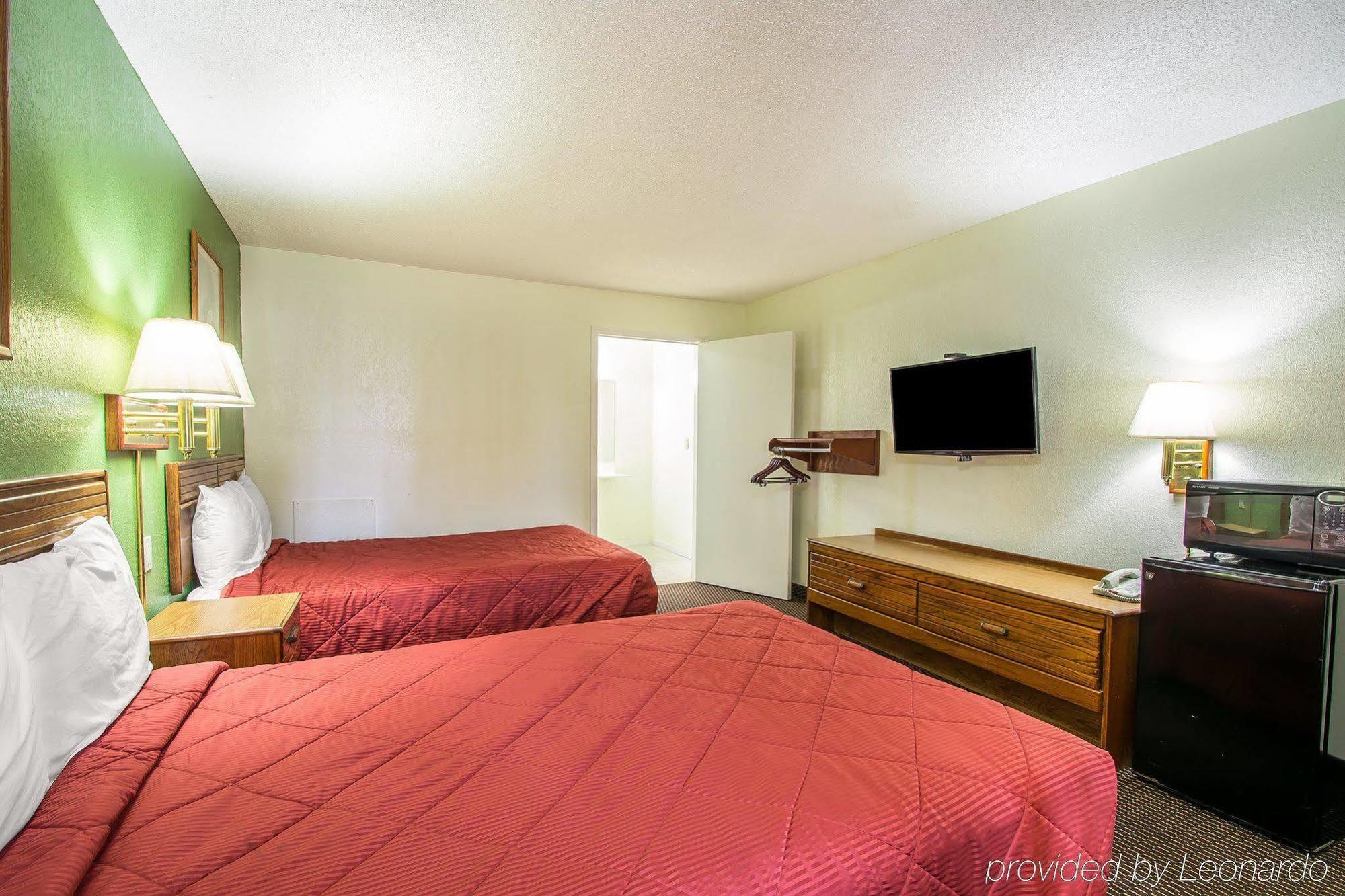 Rodeway Inn Fort Pierce I-95 Экстерьер фото