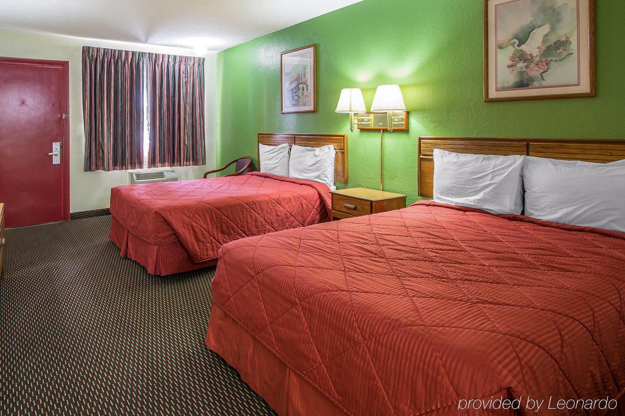 Rodeway Inn Fort Pierce I-95 Экстерьер фото
